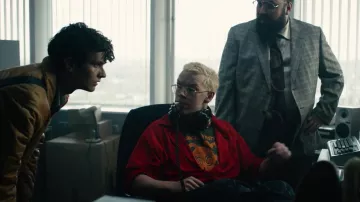 The t-shirt The Birthday Party Prayers On Fire Nick Cave worn by Colin Ritman (Will Poulter) in Black Mirror: Bandersnatch