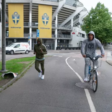 Nike Tracksuit bottom pants worn by Kevin Hart on his Instagram account @kevinhart4real