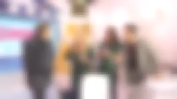 El traje pantalón de Énora Malagré en Bons baisers de Vienne del 01/01/2019