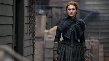 La réplique du châle porté par Brianna Randall (Sophie Skelton) dans Outlander S04E09