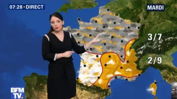 La robe noire de Virginie Hilssone dans Météo (BFMTV) du 29/12/2018