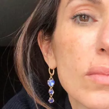 Les boucles d'oreilles Pomellato de Aure Atika sur son compte Instagram @aureatika