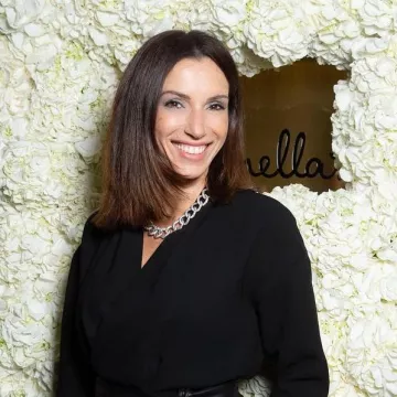 Le collier chaîne de Aure Atika sur son compte Instagram @aureatika