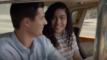 The striped top Topshop Molly Hernandez (Allegra Acosta) in Marvel's Runaways S02E12