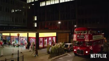 El Paseo de San Jorge de Croydon en el Reino Unido en Black Mirror: Bandersnatch