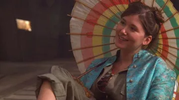 El traje de Kaylee Frye (Jewel Staite) como se ve en Firefly S01E01