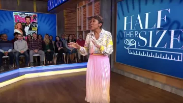 Derek Lam 10 Crosby Pleated Ombré Midi Skirt worn by Robin Roberts on Good Morning America Jan. 03, 2019