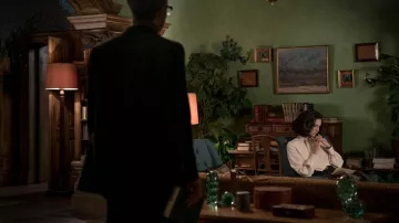 Decoración de cristalería verde como se ve en Outlander S03E01