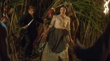 Ja­mie Fra­ser's (Sam Heu­ghan) seax knife as seen in Out­lan­der S03E13