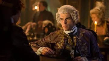 Count of St. Germain's (Stanley Weber) grey wig as seen in Outlander S02E05
