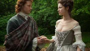 Claire Fraser (Caitriona Balfe) robe de mariée comme on le voit dans Outlander S01E07