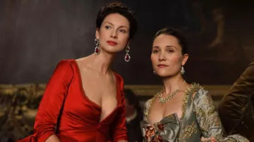 Claire Fraser's (Caitriona Balfe) red earrings as seen in Outlander S02E02