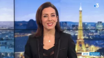Le Caraco décolleté en dentelle de Virna Sacchi dans 19/20 du 02/01/2019