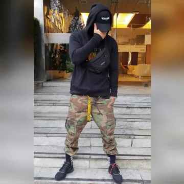 Sweatshirt hoody black Gucci of The Weasel on his account Instagram @lafouine78