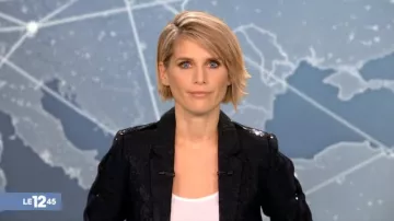 La chaqueta negra de Laurie Milliat-Desorgher en Las 12:45 de M6 del 01/01/2019