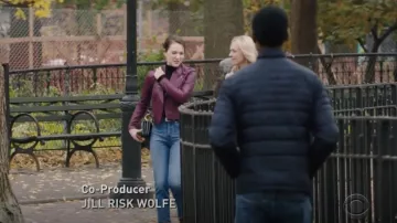 Levi’s Wedgie High-Rise Jean worn by Cara Bloom (Violett Beane) in God Friended Me S01E12