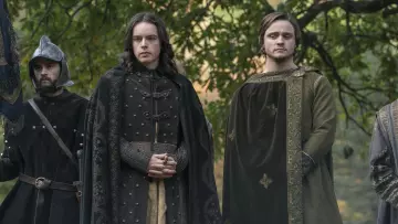 King Alfred's (Ferdia Walsh-Peelo) ring as seen in Vikings S05E13