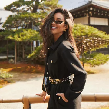 Chanel Vintage Diamond Quilted Belt Bag worn by Shay Mitchell on her Instagram account @shaymitchell