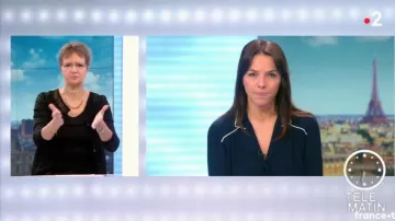 The top of Sophie Le Saint in Télématin from the 07/01/2019
