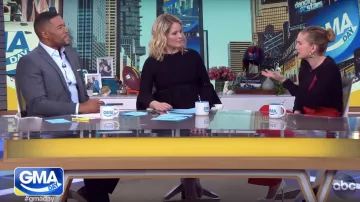 Jonathan Simkhai Maille Manchon de Cloche Peplum Top porté par Sara Haines sur Good Morning America