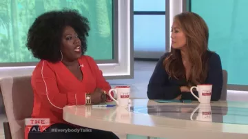 Vince Camuto Piped Sleeve Top worn by Sheryl Underwood on The Talk Jan 9, 2019