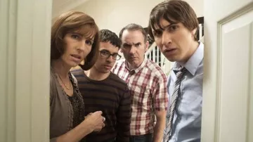 Cardigan worn by Jackie (Tamsin Greig) as seen in Friday Night Dinner S01E01