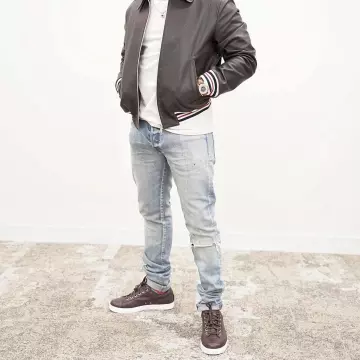 Lanvin low-top tennis sneakers worn by Kevin Hart on his Instagram account (@kevinhart4real)