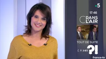 The sweater golden Melanie Taravant in C to tell the 11/01/2019