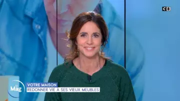 The green sweater from Caroline Munoz in William noon of the 11/01/2019