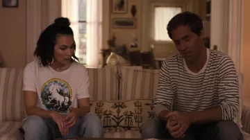 RE/FAIT Originaux Licorne Rêve Tee porté par Marianne (Suh Jae Park) dans Amis de Collège S02E02