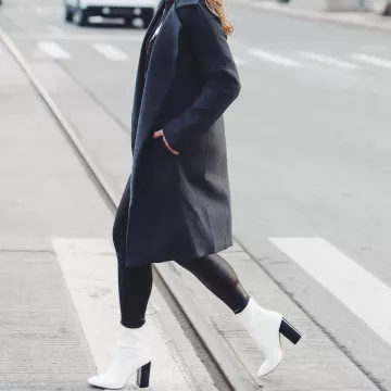 River Island White leather sock block heel ankle boots worn by Hailie Jade on her Instagram account @hailiescott1