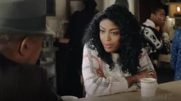 Topshop Check Pattern Jumper usado por Ali Finer (Javicia Leslie) en God Friended Me S01E13