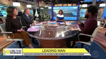 Chloé Métallique rayé blouse en crêpe porté par Bianna Golodryga sur CBS Ce Matin