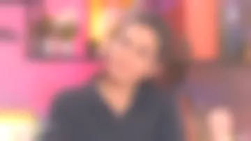 La chemise imprimée de Marie Perarnau dans La maison des maternelles du 11/01/2019