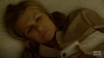 Stella McCartney Poppy Snoozing Pajama Set worn by Debra Newell (Connie Britton) in Dirty John S01E08