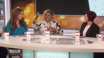 Alice + Olivia Meredith Slit Sleeve Tie Neck Top worn by Carrie Ann Inaba on The Talk Jan 14, 2019