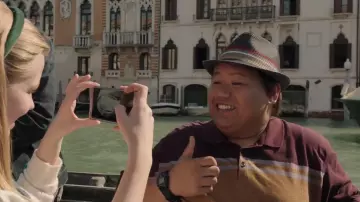 Le chapeau gris de Ned (Jacob Batalon) dans Spider-Man: Far from Home
