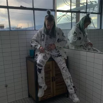 Instapump Fury porté par Billie Eilish sur son Instagram Compte