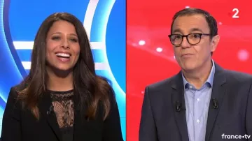 The black top in lace by Myriam Seurat Motus of the 08/01/2019