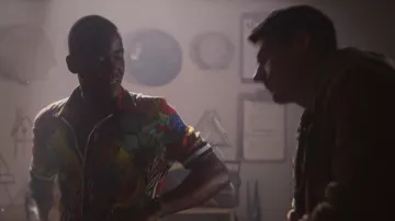 Eric's (Ncuti Gatwa) multicolor shirt as seen in Sex Education S01E08