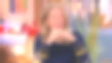 Le pull en laine de Agathe Lecaron dans La maison des maternelles du 18/01/2019