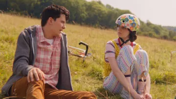 Lily's (Tanya Reynolds) rainbow pants as seen in Sex Education S01E08