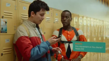 Eric's (Ncuti Gatwa) orange sweater as seen in Sex Education S01E04