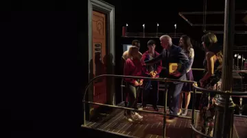 La robe à fleurs Eliza J de Tahani Al-Jamil (Jameela Jamil) dans The Good Place S03E11