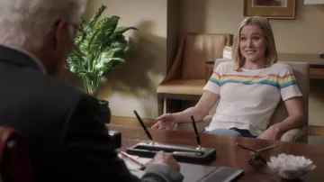 Le t-shirt à rayures Elizabeth and James de Eleanor Shellstrop (Kristen Bell) dans The Good Place S03E11