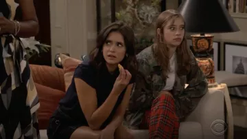 Forever 21 Tartan à Carreaux Recadrée Pantalons portés par Shannon (Odessa Adlon) en Fam S01E02