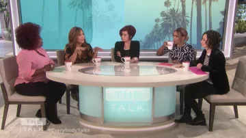 A.L.C. Avi Floral Print Silk Maxi Dress usado por Carrie Ann Inaba en The Talk enero 17, 2019