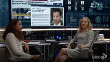 Karen Millen Vestido a lápiz doblado usado por Marissa Morgan (Geneva Carr) en Bull S03E12