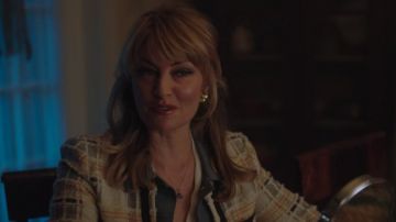 Chaqueta de tweed de Alice Cooper (Mädchen Amick) en Riverdale (S03E10)