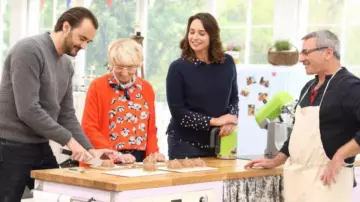 Le robot Kitchenaid vert pomme vu dans Le Meilleur Pâtissier sur M6